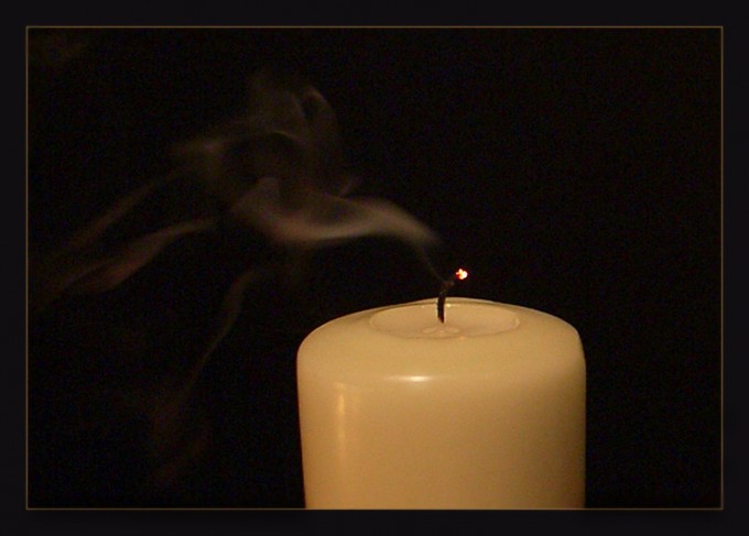 Die Kerze ausgeblasen