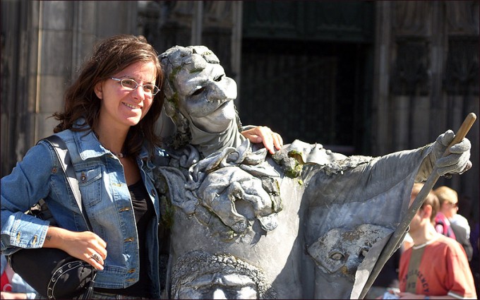 Lebendige Steinskulptur