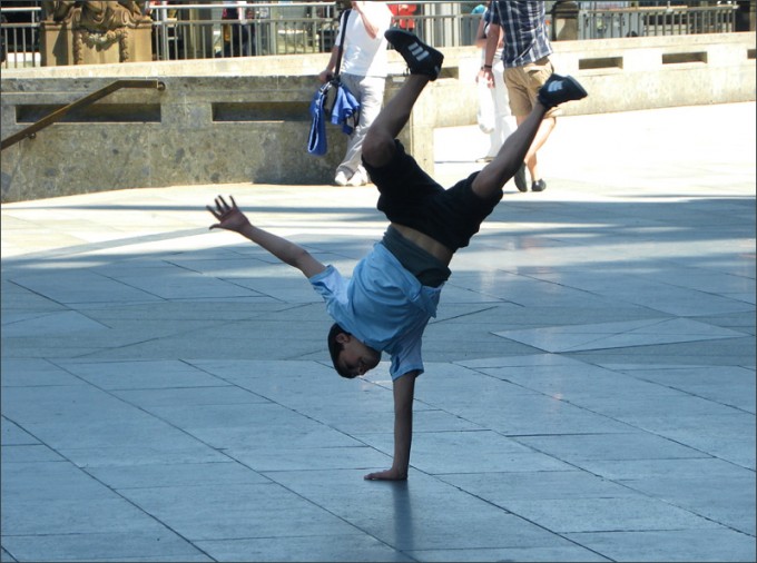 Handstand
