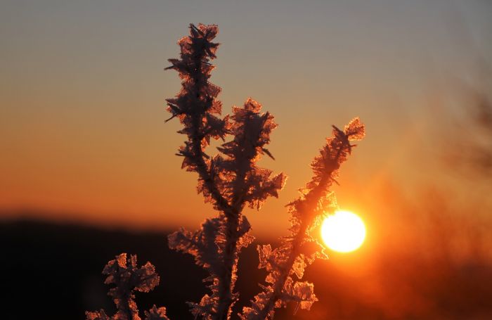 Sonnenaufgang und Schnee