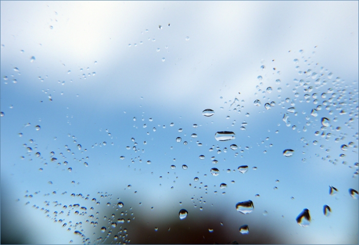 Regentropfen - die an mein Fenster klopfen