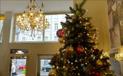 Weihnachtsbaum in einem Restaurant