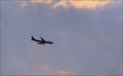 Ein seltsames Flugzeug Ein seltsames Flugzeug