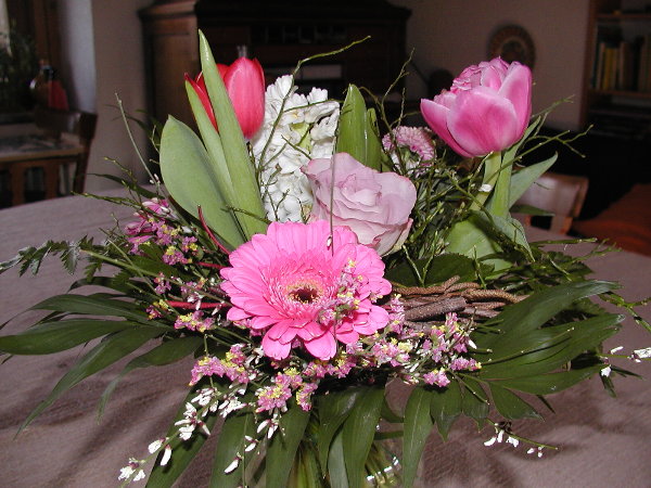Tisch Mit Blumen