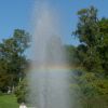 Springbrunnen und Regenbogen