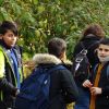 Schulklasse im Park
