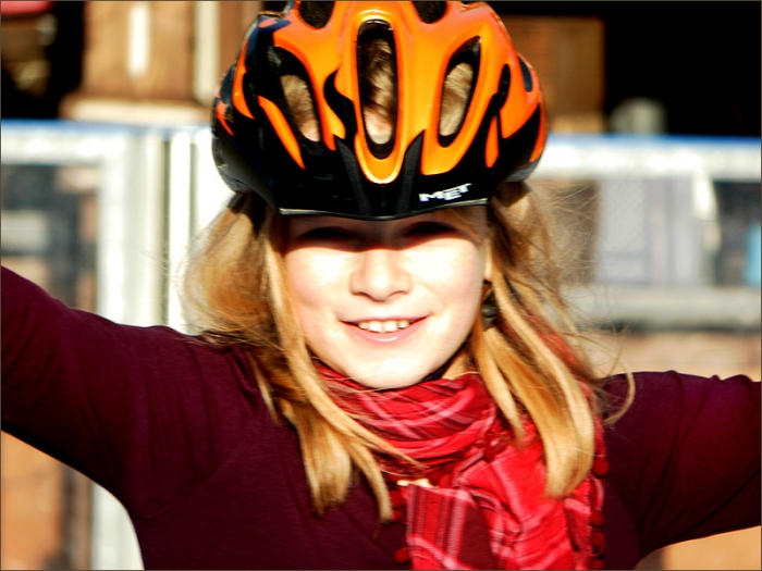 Fröhliches Mädchen