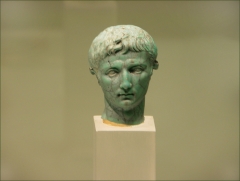 Kaiser Augustus ( 63  v. Chr. - 14. n. Chr. )