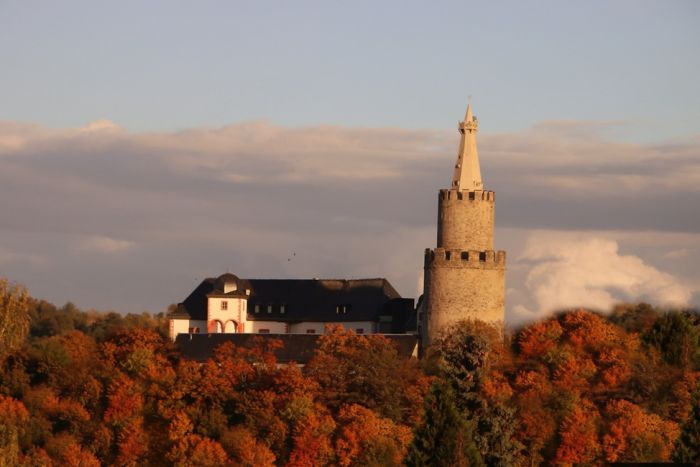 Osterburg im Herbst