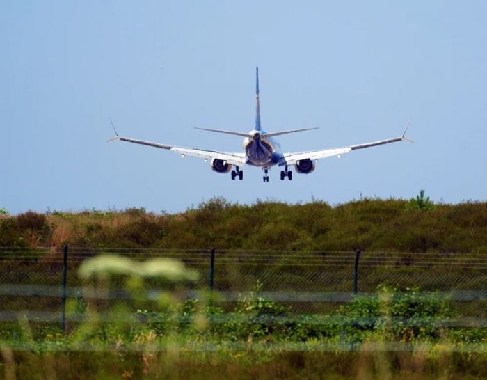 Flieger fast gelandet